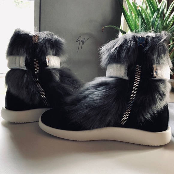 GIUSEPPE ZANOTTI Jeweled Furry Sneaker - NEW - Picture 2 of 8